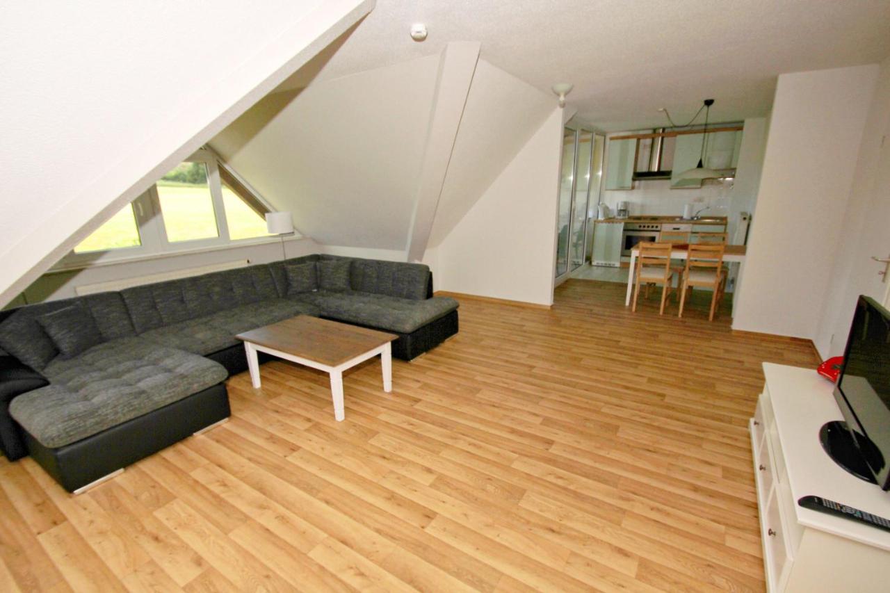 Strandnah Mit Balkon, Gratis Nutzung Vom Ahoi Erlebnisbad Und Sauna In Sellin - Strandhaus Moenchgut Fewo21 Lobbe Eksteriør billede