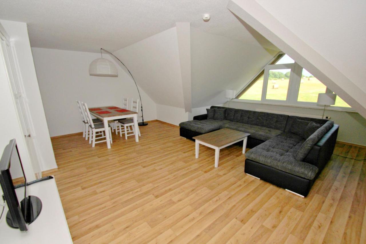 Strandnah Mit Balkon, Gratis Nutzung Vom Ahoi Erlebnisbad Und Sauna In Sellin - Strandhaus Moenchgut Fewo21 Lobbe Eksteriør billede