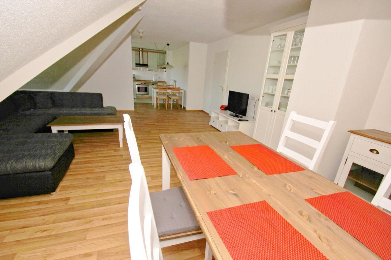 Strandnah Mit Balkon, Gratis Nutzung Vom Ahoi Erlebnisbad Und Sauna In Sellin - Strandhaus Moenchgut Fewo21 Lobbe Eksteriør billede
